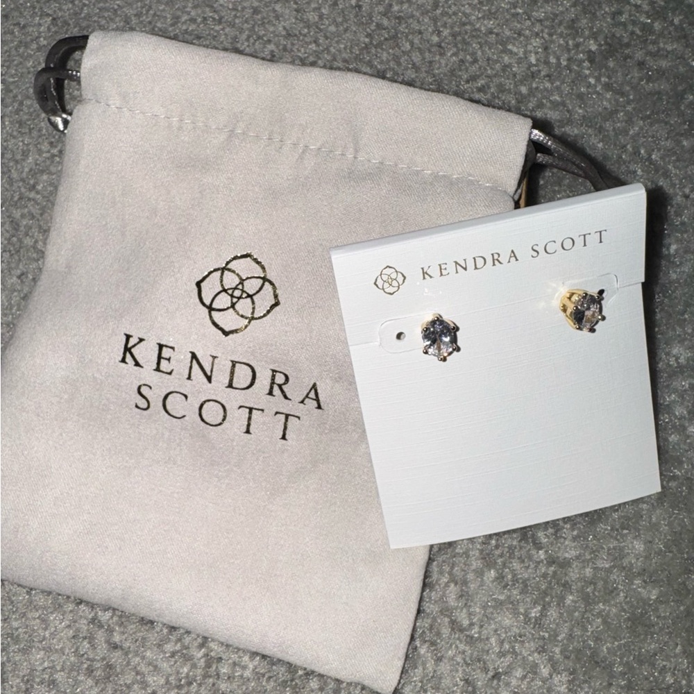 Kendra Scott Cailin Stud Earrings
